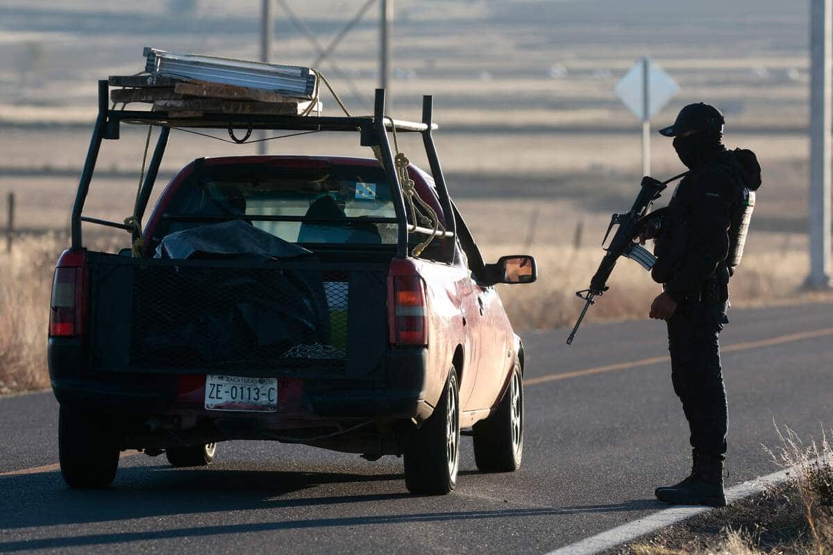 Mexique: une voiture piégée explose devant un commissariat du Zacatecas