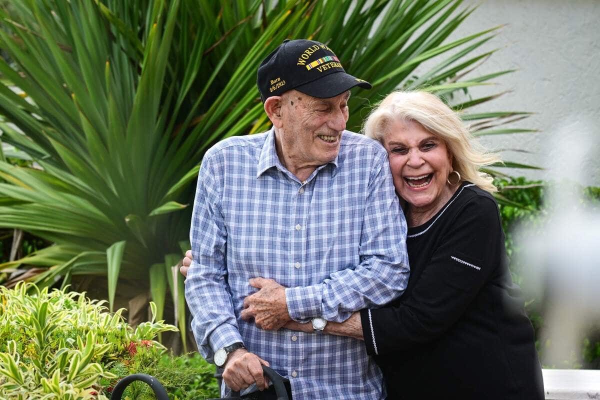 Une histoire d'amour &laquo;plus belle que Rom&eacute;o et Juliette&raquo;: 80 ans apr&egrave;s le D&eacute;barquement, un ancien combattant se mariera en Normandie