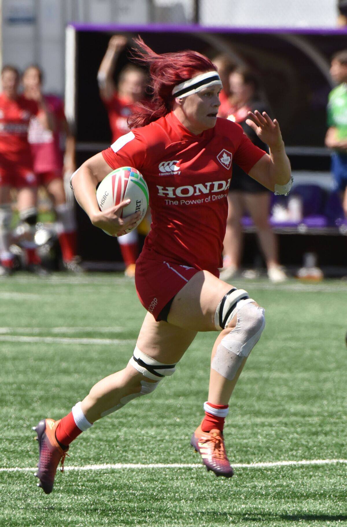 Foule record au championnat canadien de rugby pour du sport ...