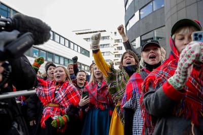 Greta Thunberg kjemper mot ulovlige vindturbiner i Norge
