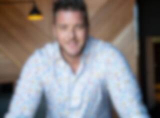 Mathieu Baron partage une première photo