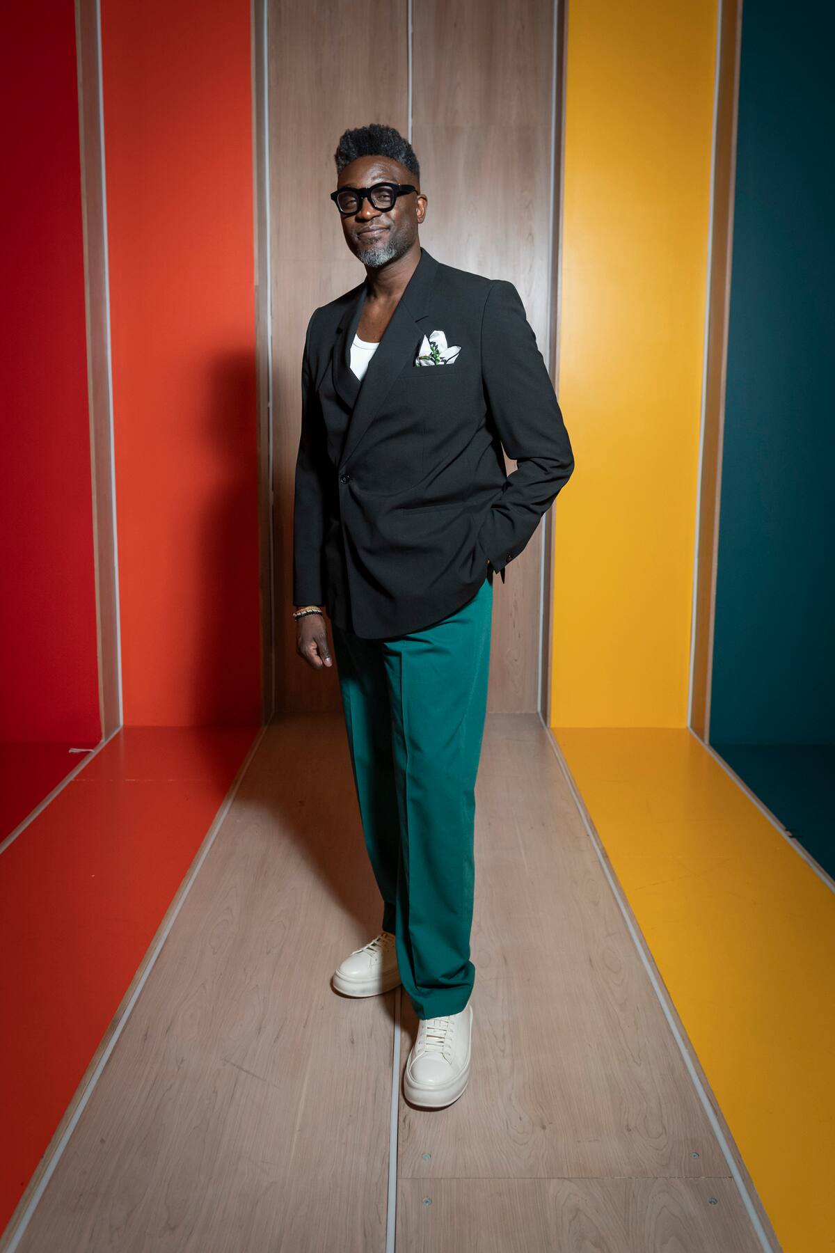 Une rare photo de Corneille avec ses deux enfants