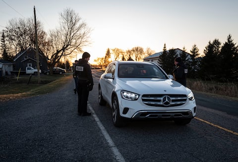 Police searched cars in 4e Wrong Nord.