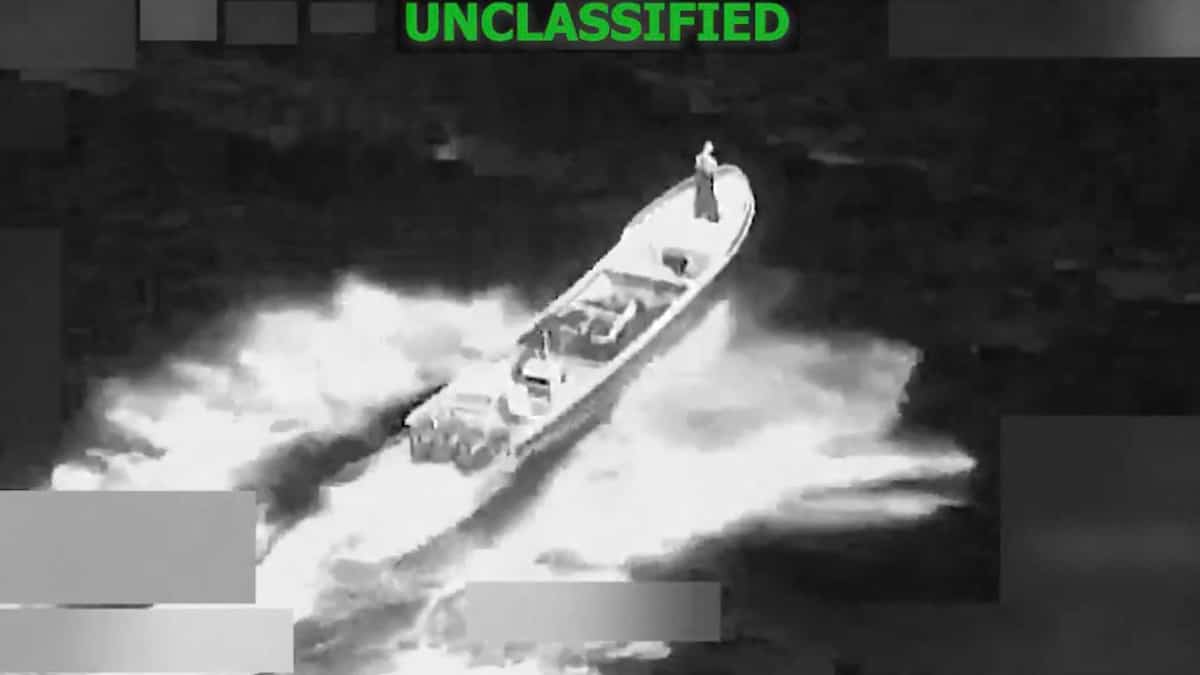 Nouvelle frappe militaire américaine contre un bateau de narcotrafiquants présumés dans le Pacifique, deux morts