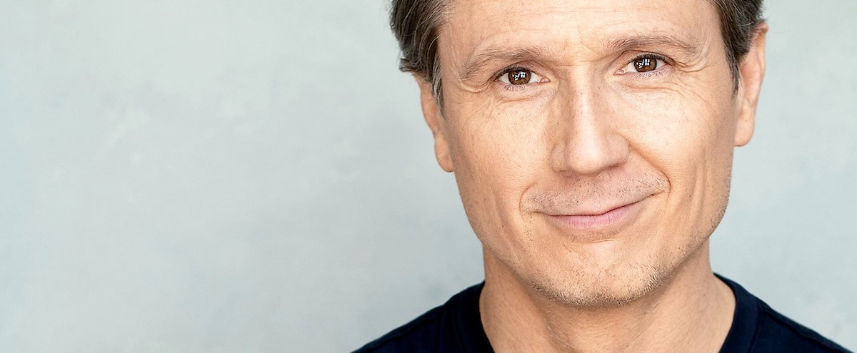 Une revue de l'année «mordante» et «surprenante», promet le réalisateur du «Bye Bye 2023», Simon-Olivier Fecteau