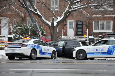 Portrait of General-Nancy Carrier, who survived a crash 5 years ago in front of the entrance to Montreal.