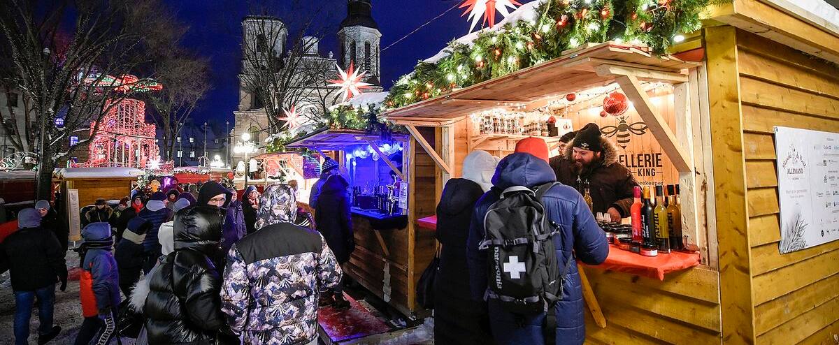 Le marché de Noël allemand pourra se tenir, mais pas à la place de l'Hôtel-de-Ville | JDQ
