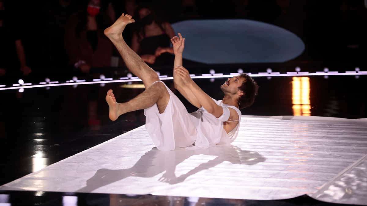 «Révolution»: un autre côté du contemporain