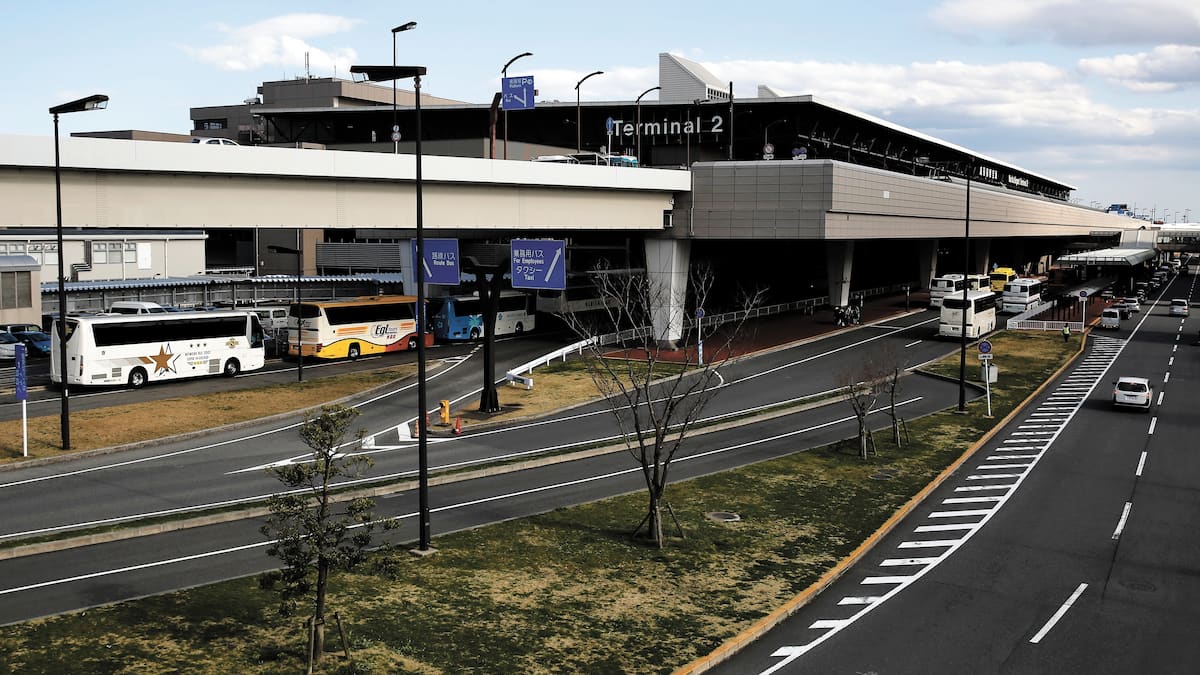 Une piste de l'aéroport de Tokyo-Narita fermée après l'atterrissage d'urgence d'un avion-cargo