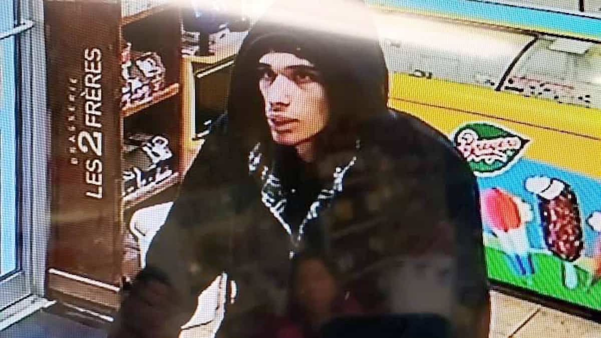 A series of thefts cost him 30 months of freedom 1