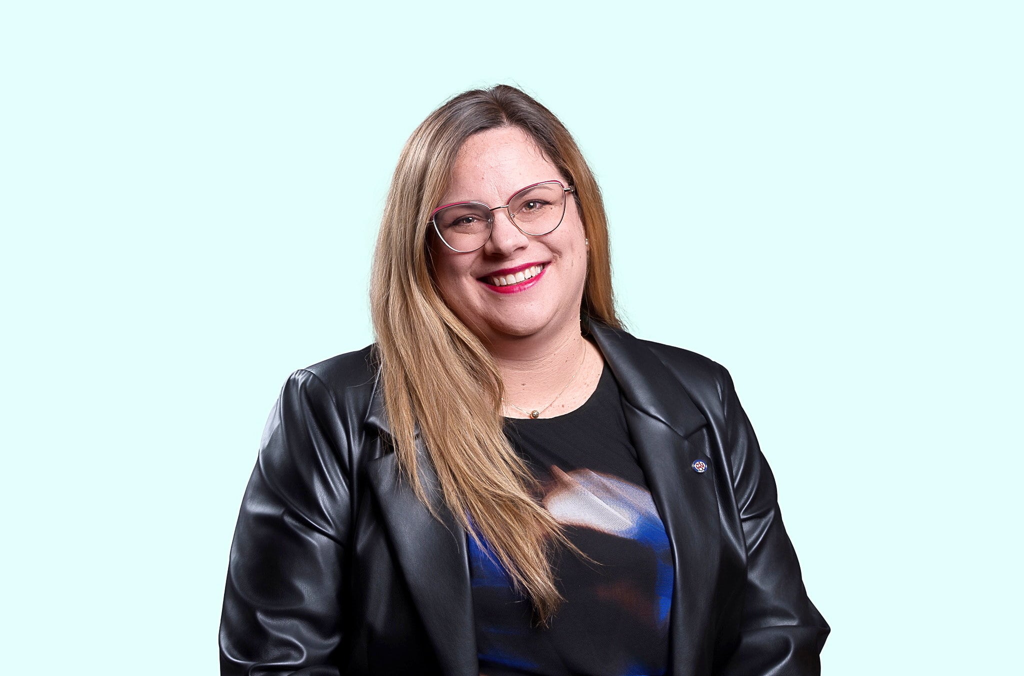 NADIA GOYETTE fait partie des femmes ayant été sélectionnées au hasard pour participer au rassemblement prévu sur l’Esplanade du Parc olympique, le 1er août prochain, avec une cinquantaine de femmes prénommées Nadia, nées au Québec entre 1976 et 1978. PHOTO FOURNIE PAR NADIA GOYETTE