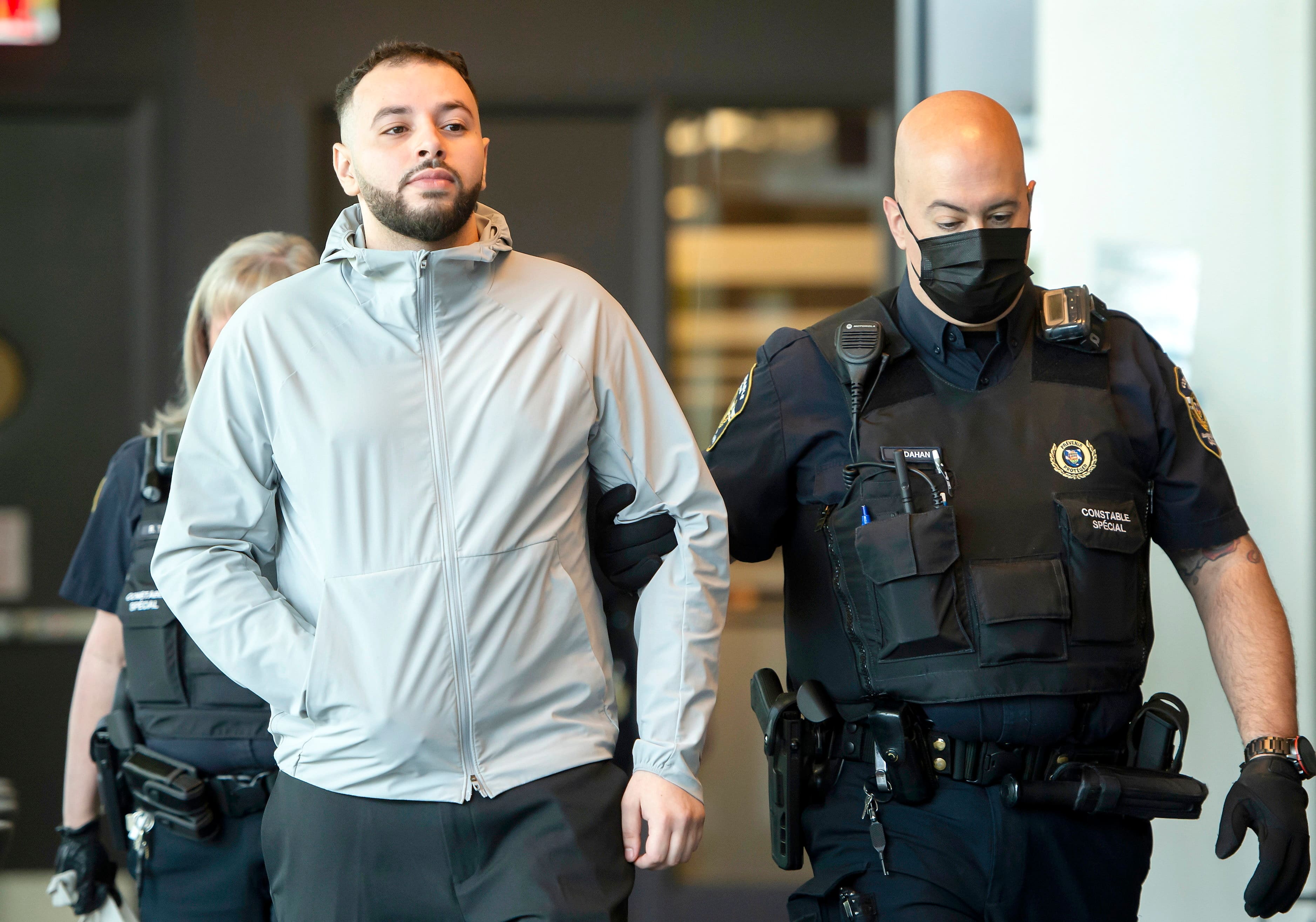 En prison pour avoir envoyé près de 130 000 textos d’hameçonnage