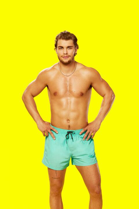 Nadee Leonis and narrator Mehdi Bausaidan