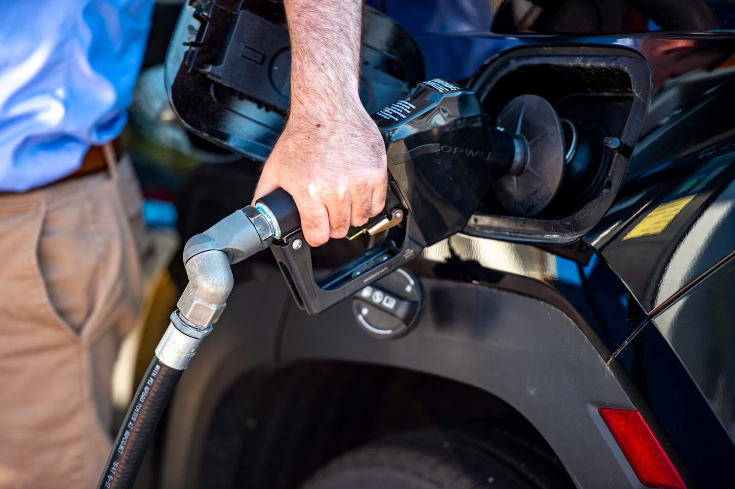 Hostilités dans le détroit d’Ormuz: le pétrole bondit de plus de 3 % et c’est «peu», selon un expert