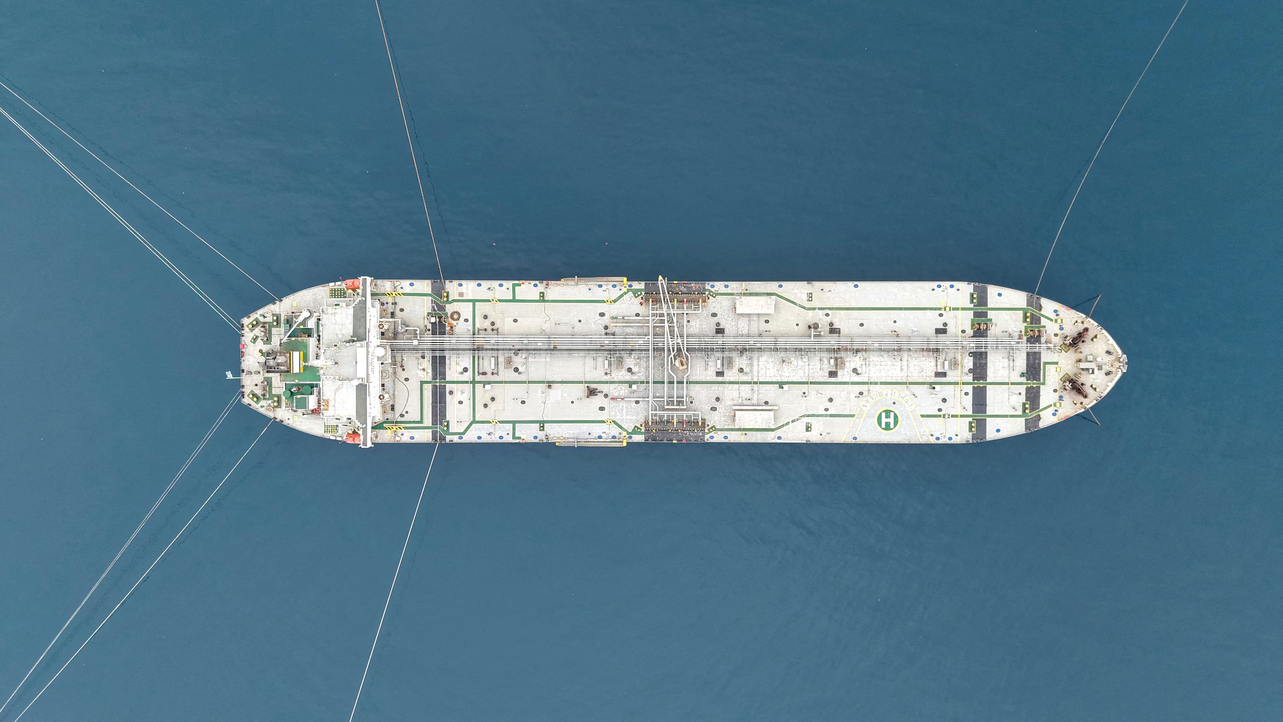 Des pétroliers approchent de l'Iran malgré le blocus américain