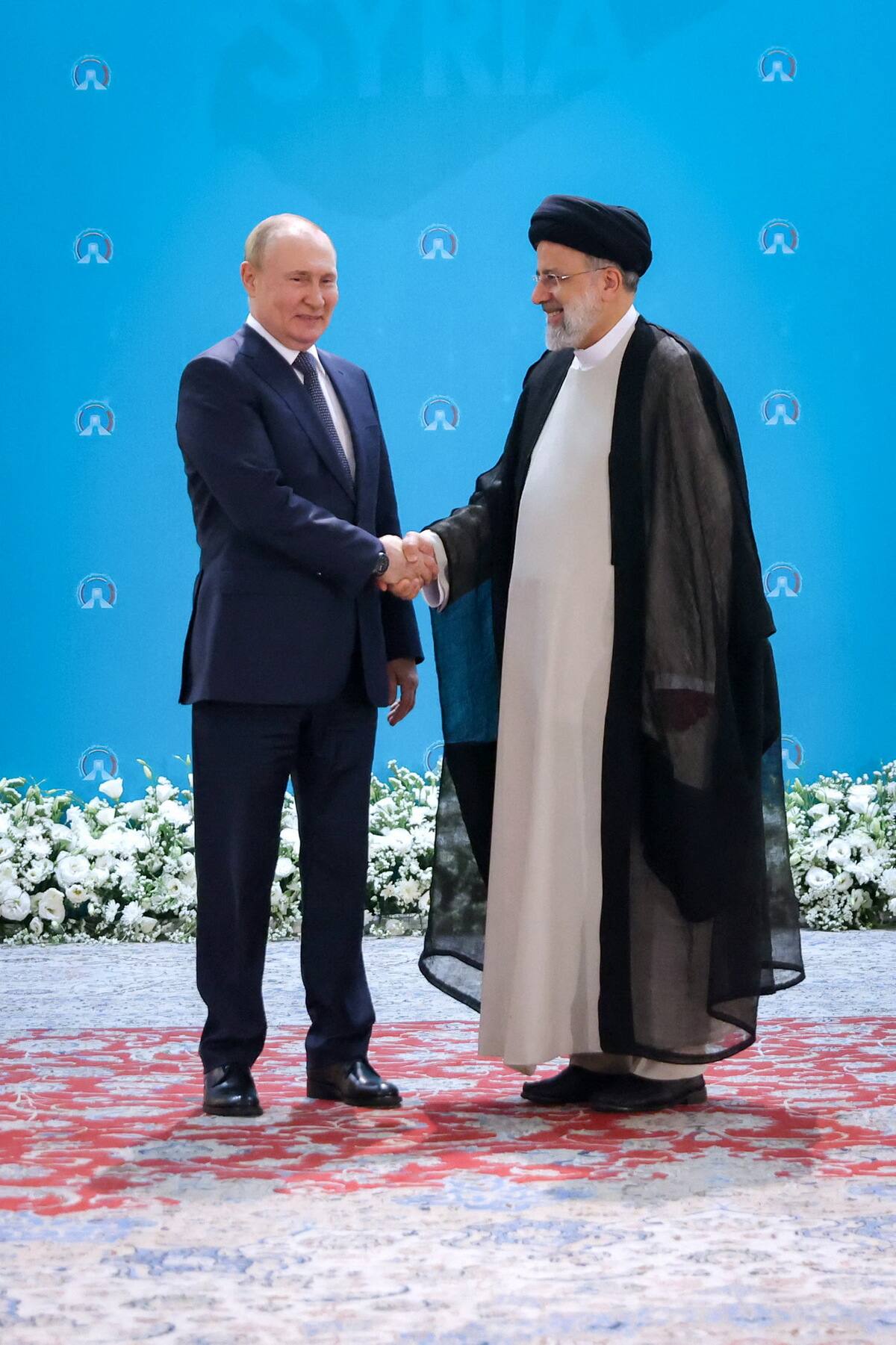 Poutine et le guide supr&ecirc;me de l'Iran vont renforcer leur coop&eacute;ration