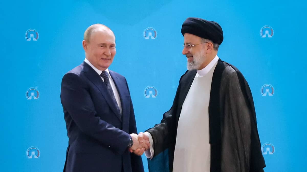 Poutine et le guide suprême de l'Iran vont renforcer leur coopération