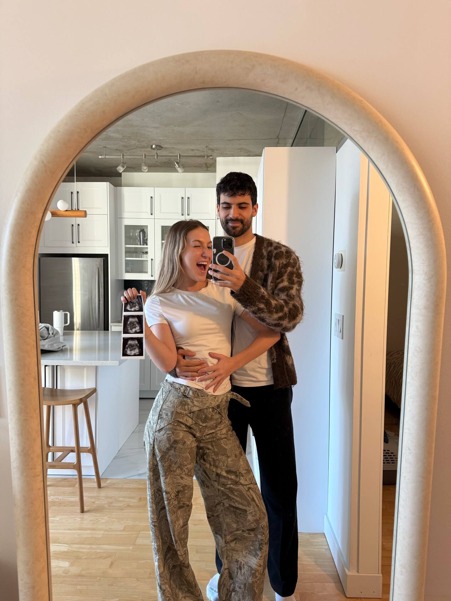 Elle agrandit sa famille et choque la Toile