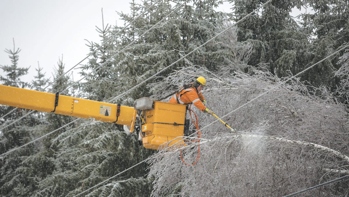 Près de 50 000 pannes au Québec