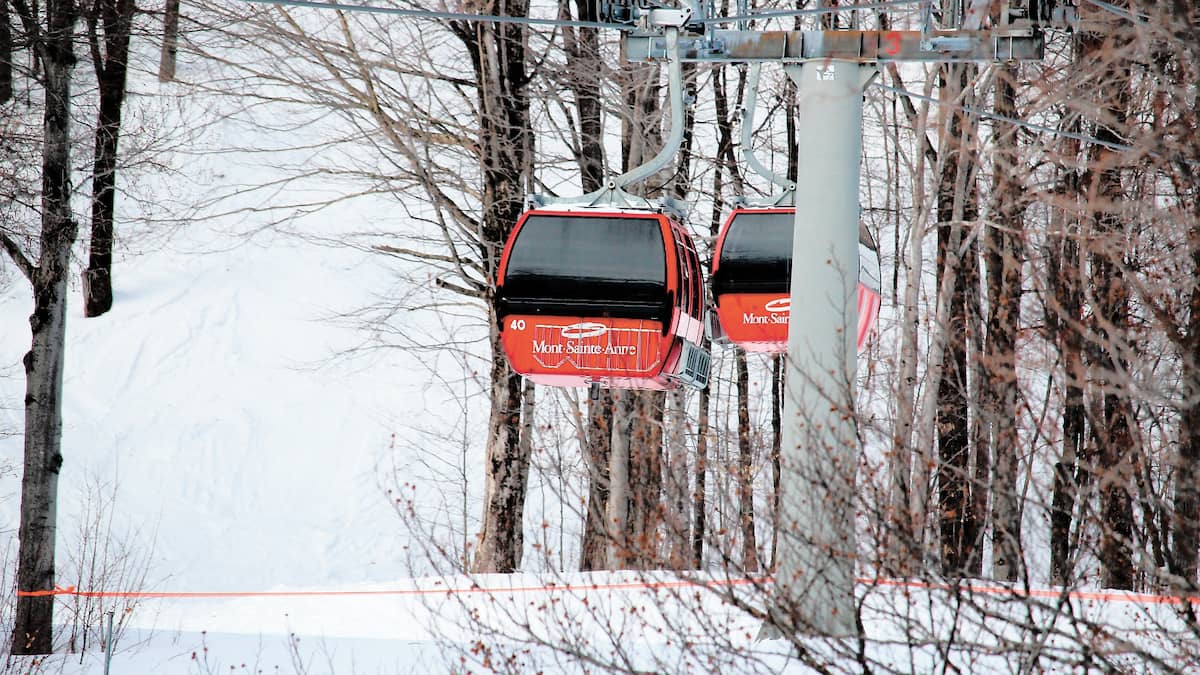 Pluie verglaçante: des stations de ski ferment pour protéger les pistes