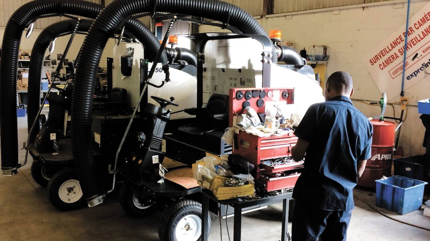 V&eacute;hicules &eacute;lectriques: l&rsquo;entreprise qu&eacute;b&eacute;coise Exprolink fait l&rsquo;acquisition d&rsquo;Excelway