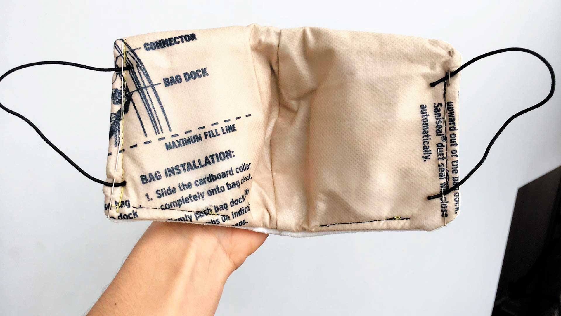 Des Masques Faits A La Main Pour Compenser La Penurie Tva Nouvelles