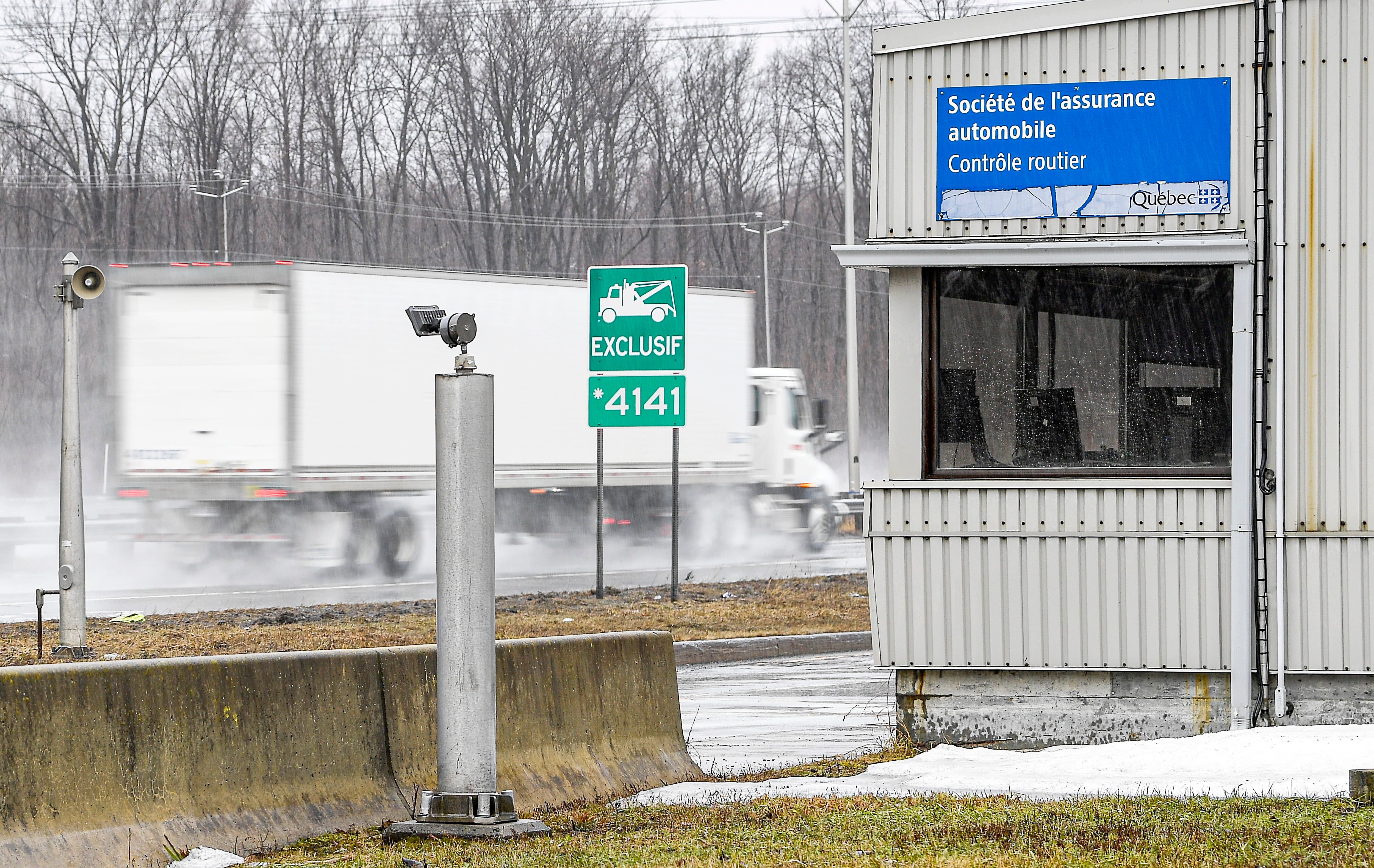 «Ce sont des bombes ambulantes»: des sanctions insuffisantes pour se protéger des camionneurs délinquants sur les routes