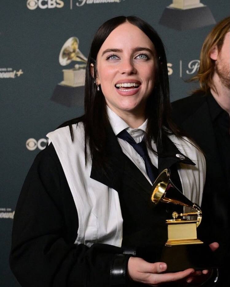 Des rumeurs de fiançailles s'attisent aux Grammys