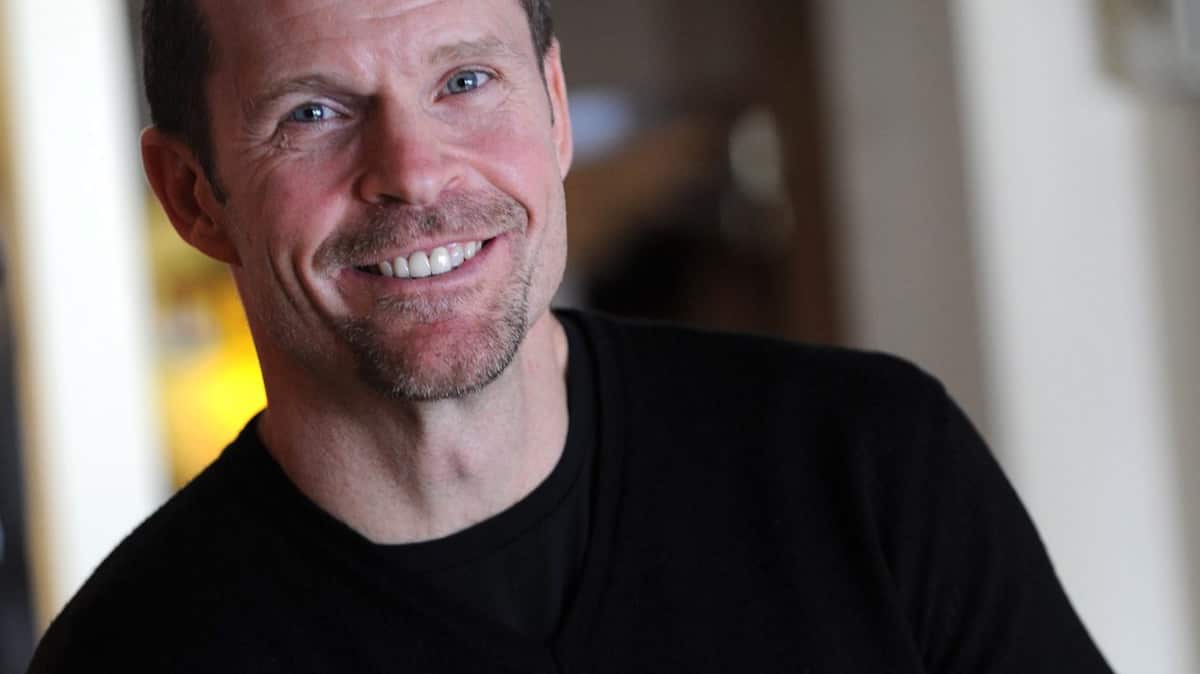 L’ex-joueur des Nordiques de Québec Steven Finn poursuivi pour délit d’initiés