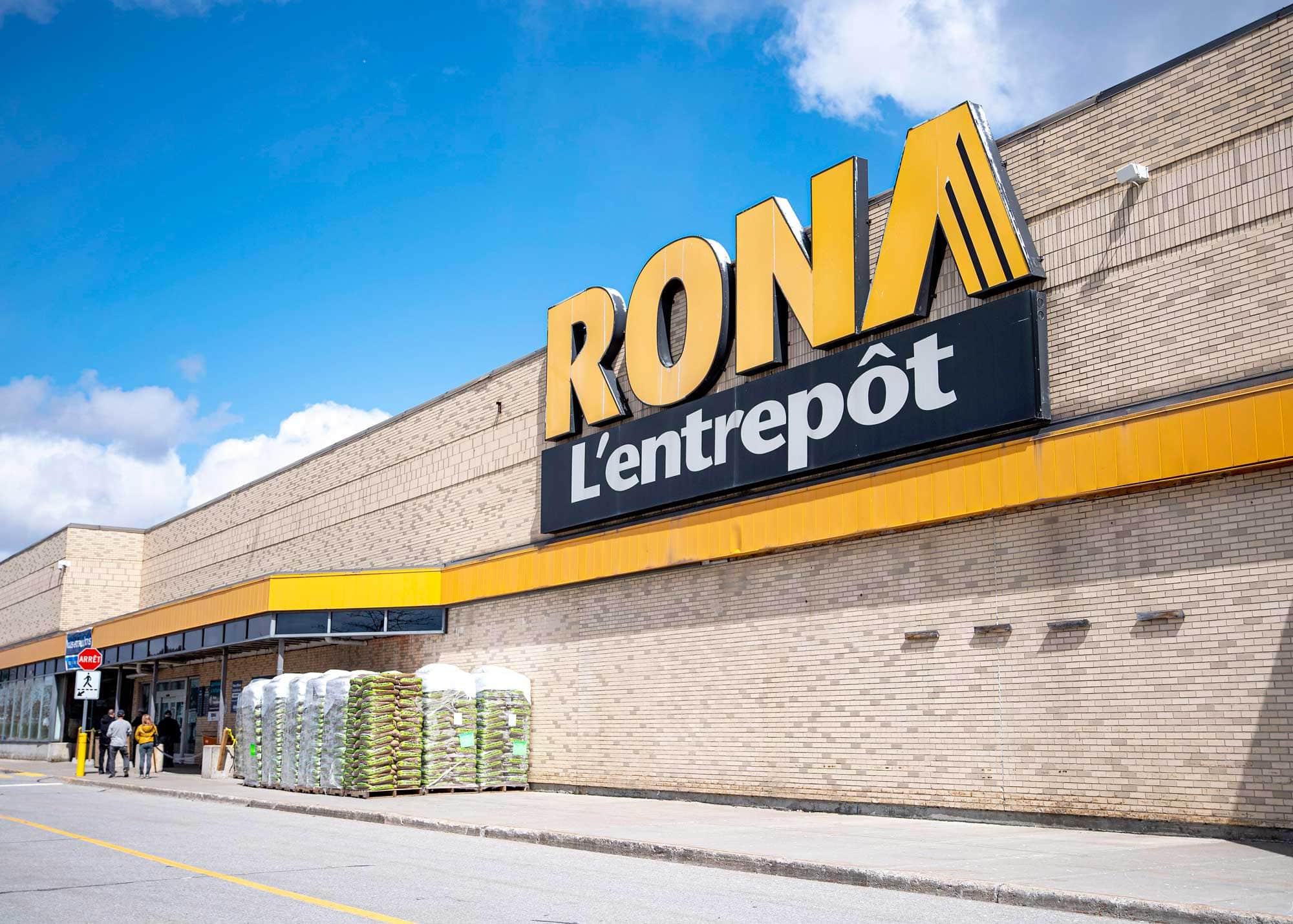 Vente de RONA et RénoDépôt une occasion ratée par les entrepreneurs