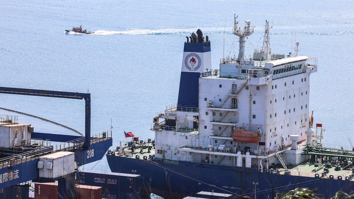 L'Iran sélectionne les navires « alliés » autorisés à traverser le détroit d'Ormuz, selon des données de suivi