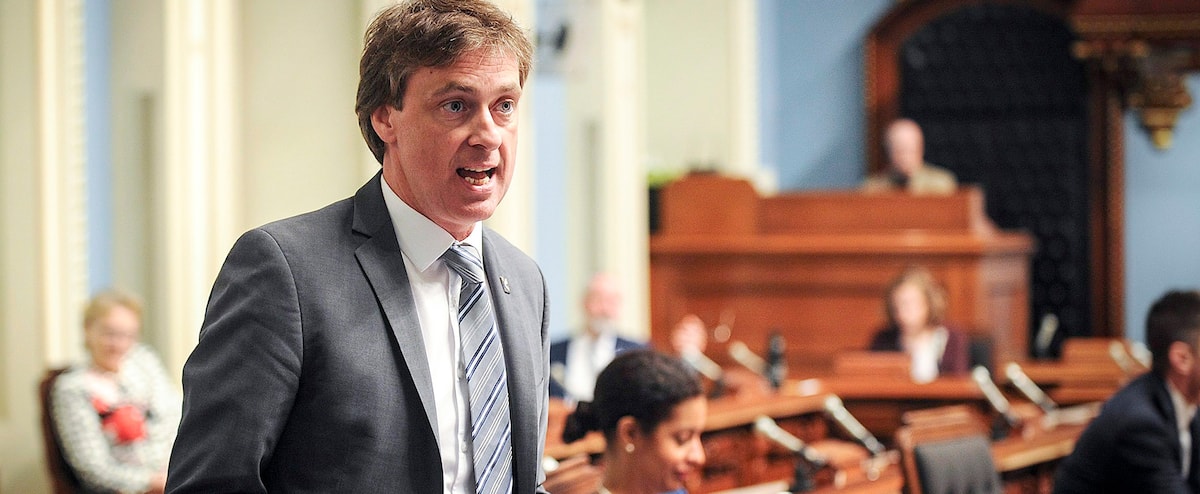 Le PLQ évoque la menace d’un référendum: Legault doit faire une nouvelle profession de foi fédéraliste