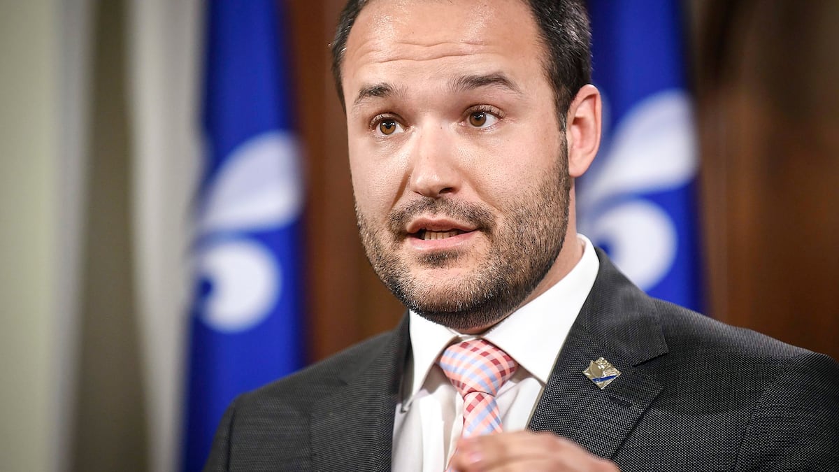 Les CPE n’ont rien à envier aux maternelles 4 ans, dit Lacombe