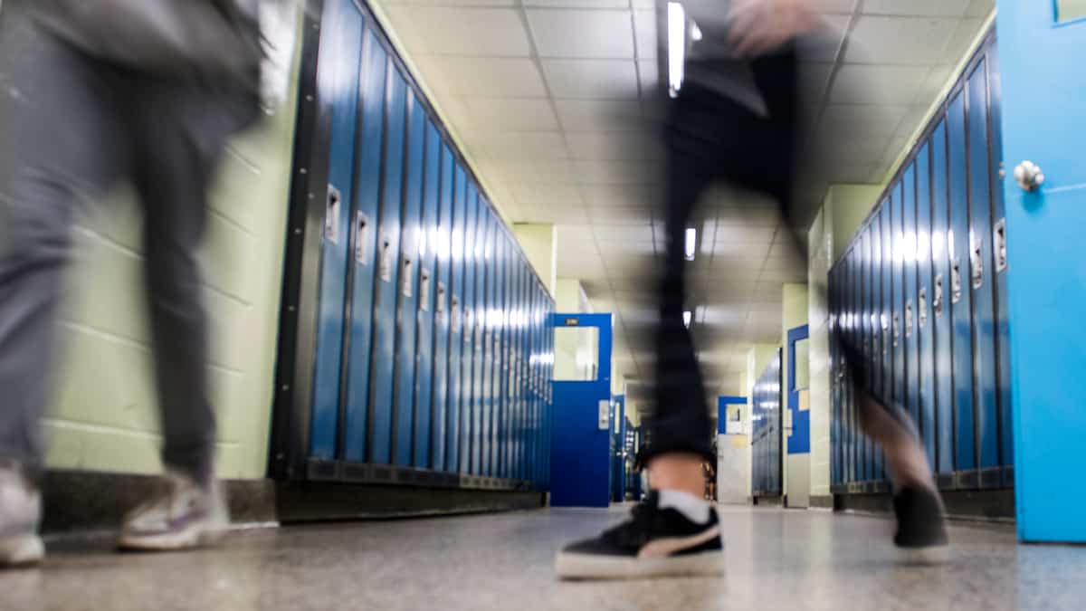 La direction est bel et bien au frais pendant que les élèves suent, mais ça pourrait changer