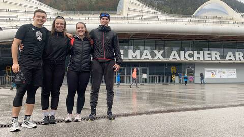 Christopher Fiola (<i>to the left</i>) is accompanied by Rose Laliberté-Roy, Caroline Gingras and Antoine Roger.”/></p> <p> </source></picture> </a></p> <div class=