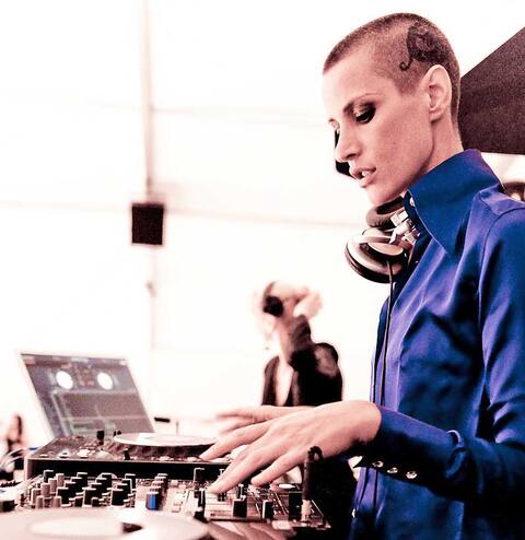 Eve Salvail has been working as a DJ for fifteen years.