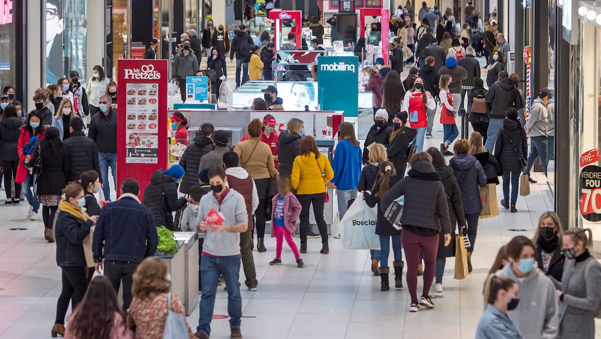 Magasinage des Fêtes: hausse prévue des dépenses cette année