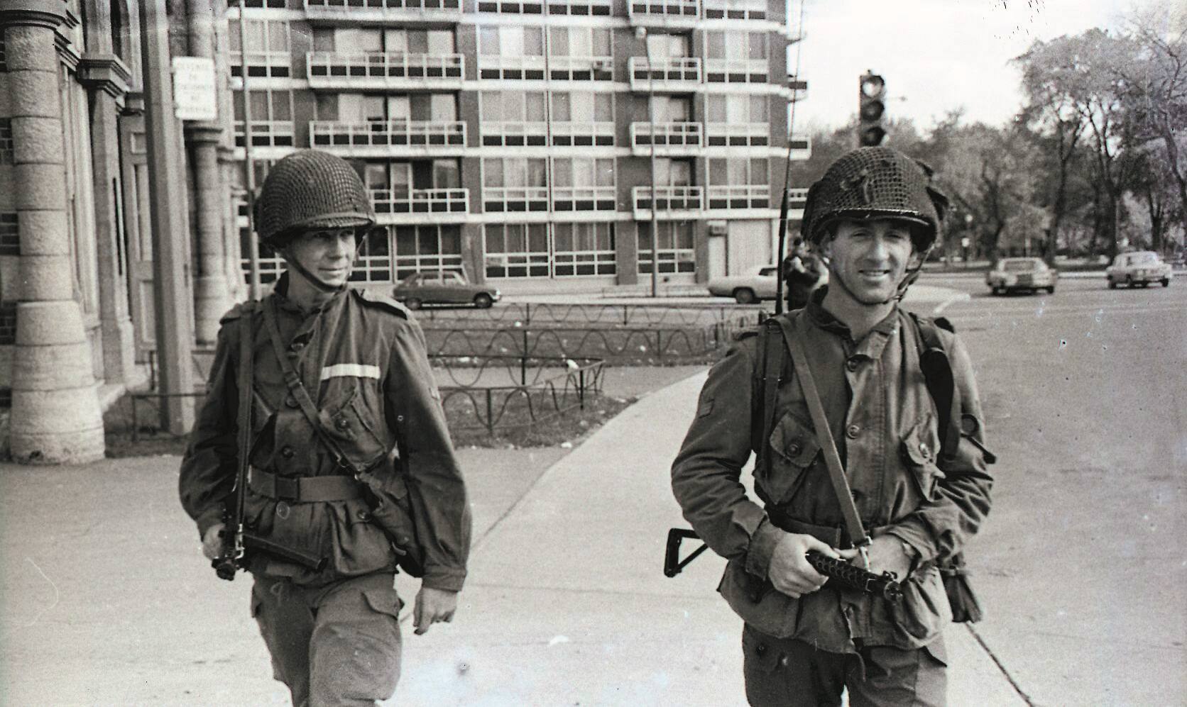 Vers Un Couvre Feu Du Jamais Vu Au Quebec Depuis La Crise D Octobre Jdq