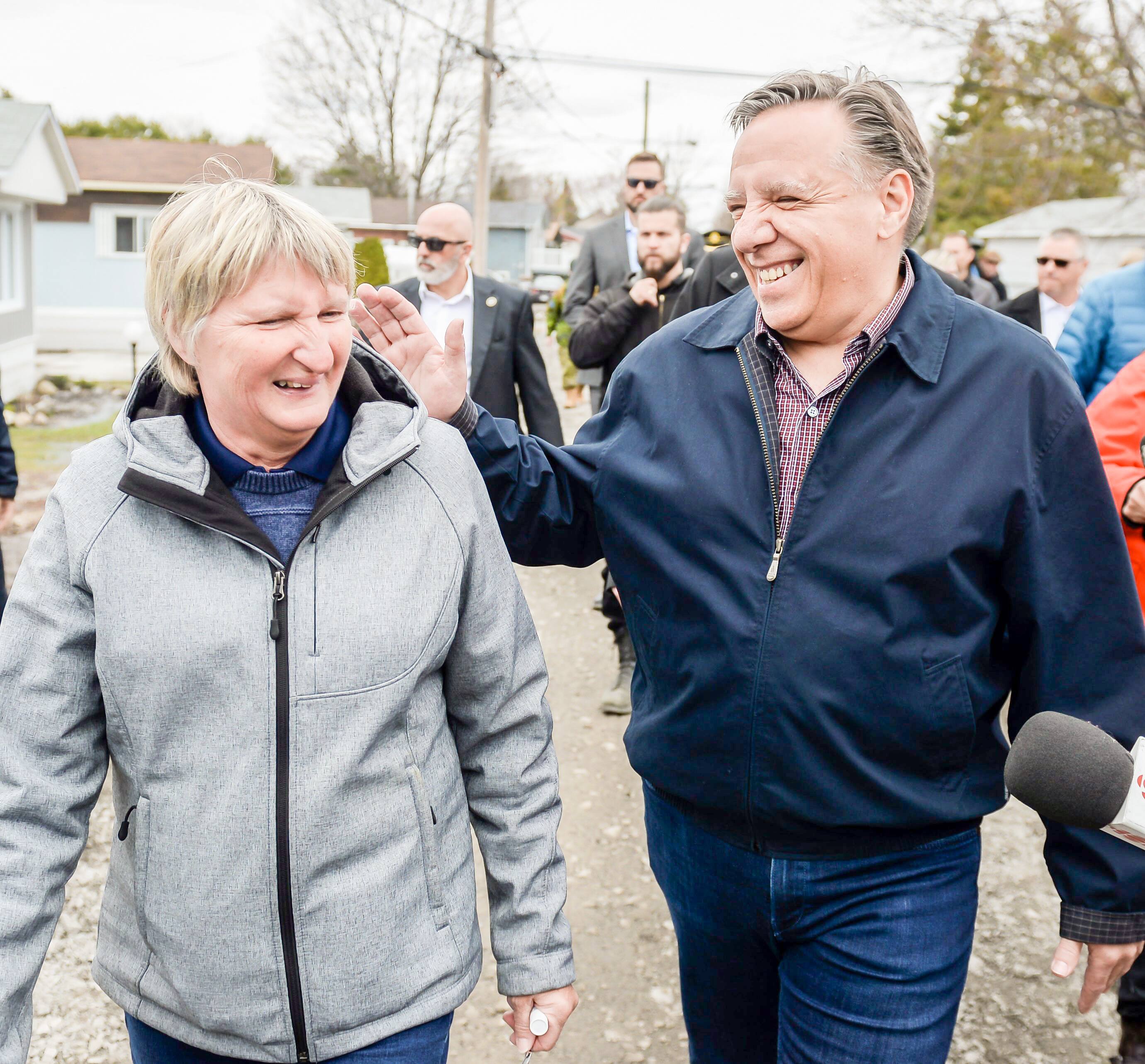 Sainte-Marthe-sur-le-Lac: La mairesse aurait fait une autre ingérence à la cour - Vimarsana News