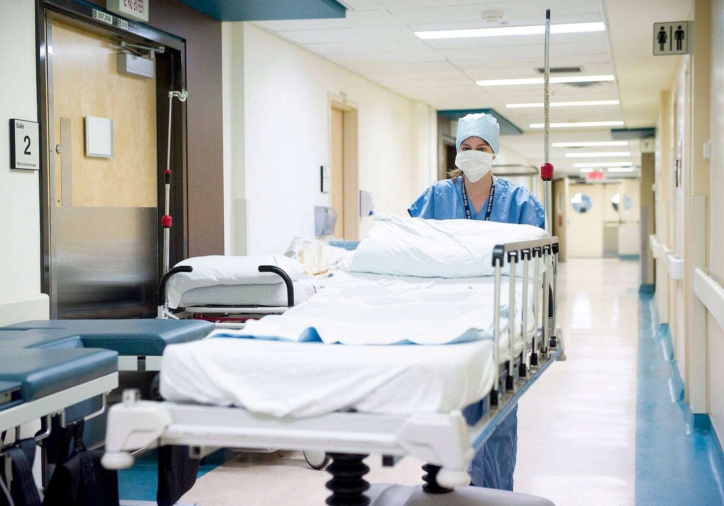Imposer la vaccination… une étape à la fois Imposer la vaccination… une étape à la fois