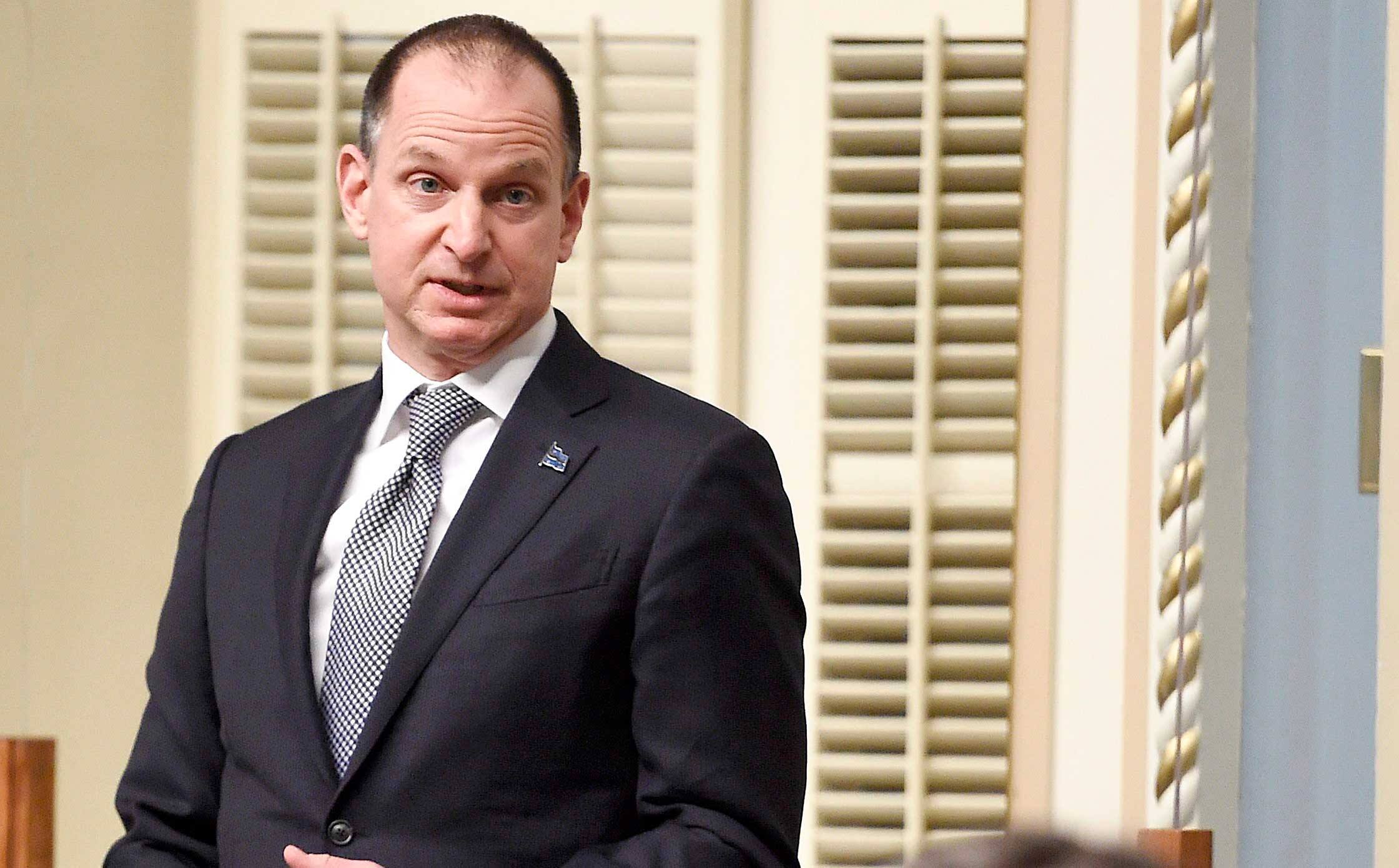 Jeu en ligne: Girard contre des partenariats entre Loto-Qu&eacute;bec et le priv&eacute;