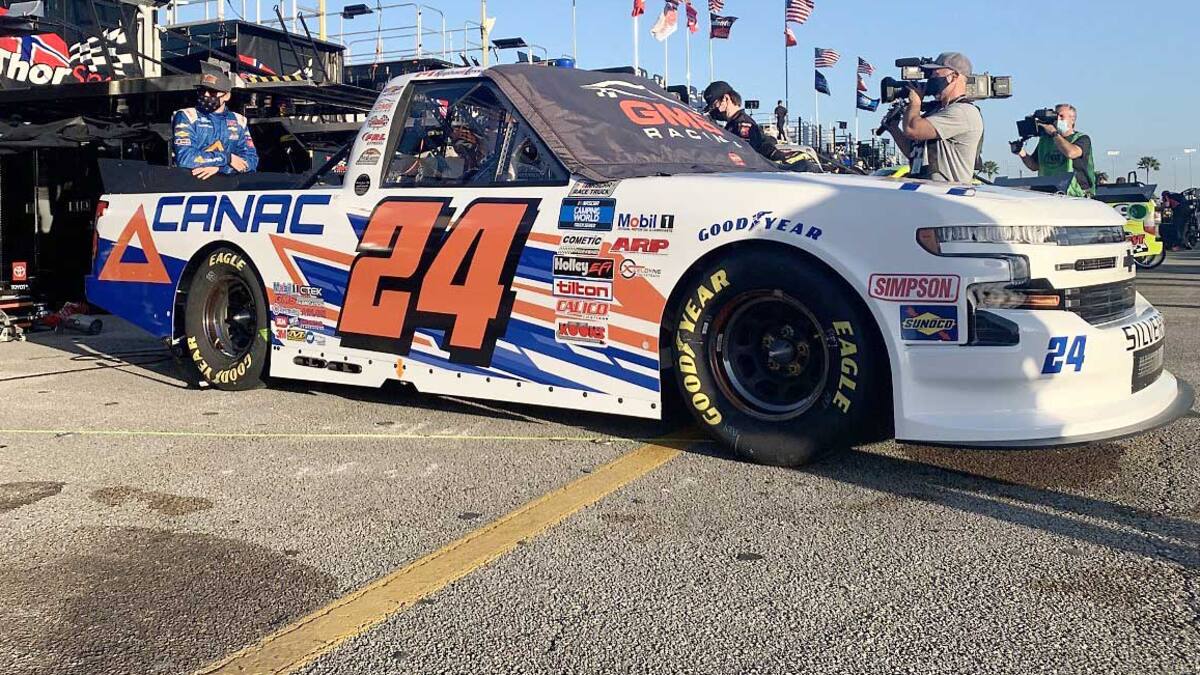 Dominic Lessard Driver Rentrée prudente pour Lessard dans la série des Camionnettes NASCAR | JDQ