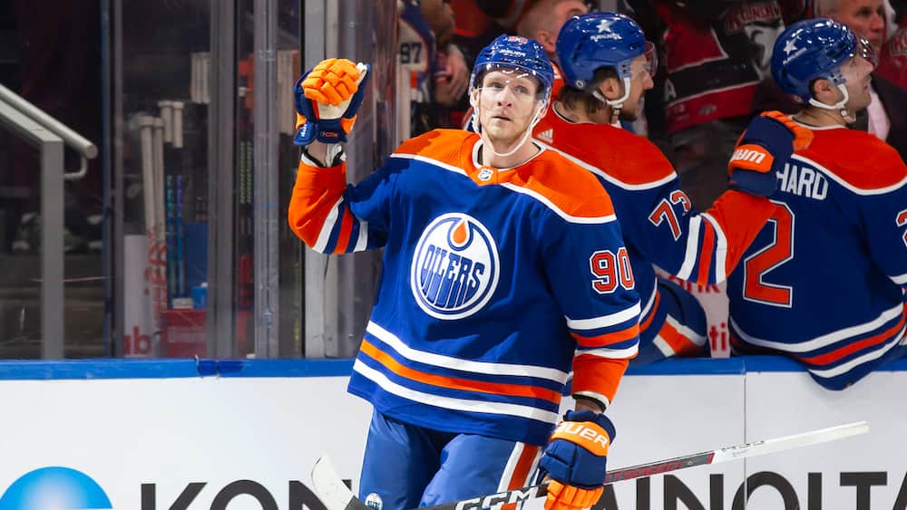 Corey Perry de retour avec les Oilers - TVA Sports