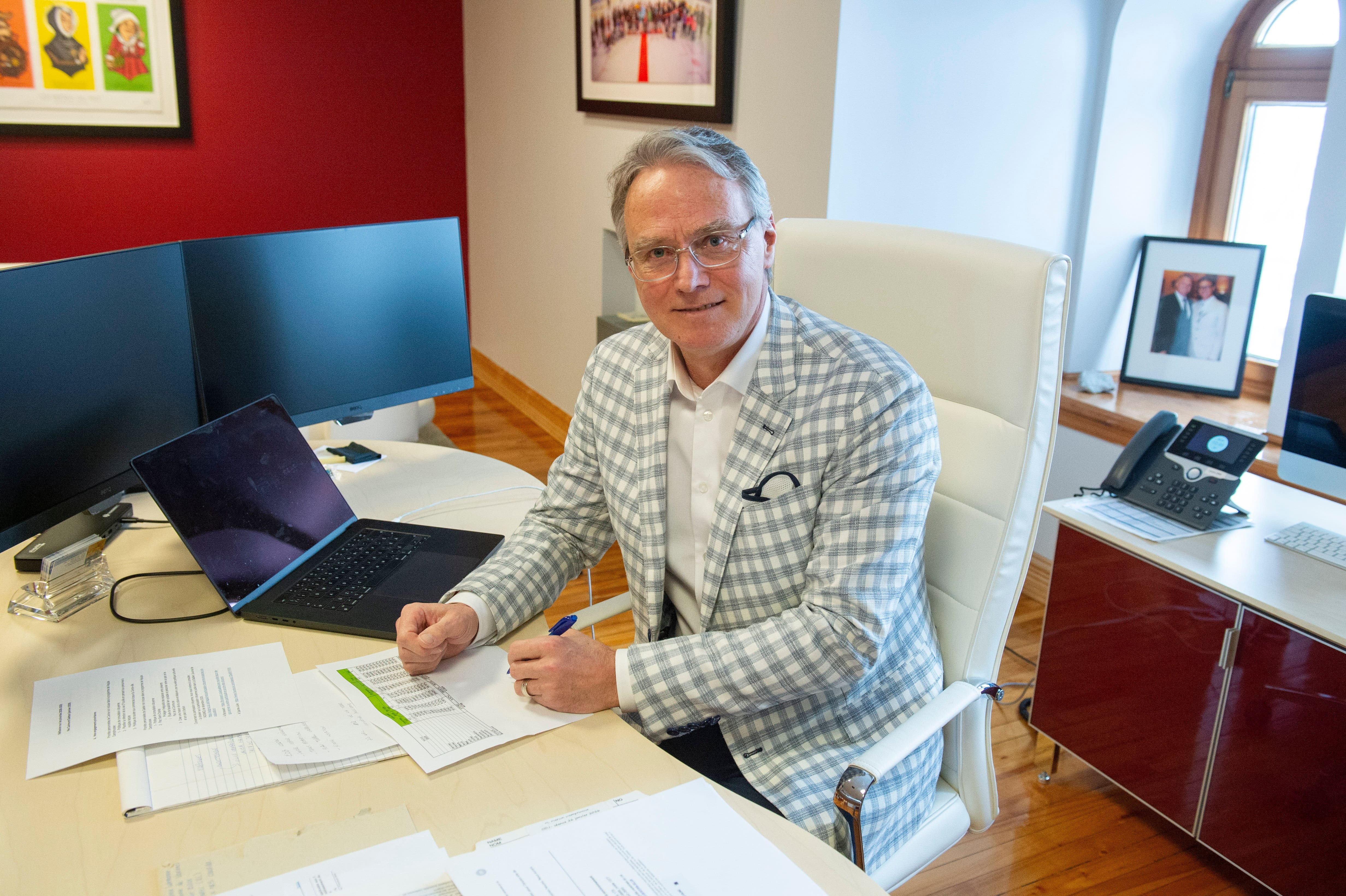 Il bloque la vente d’un terrain: sous enquête, le maire de Varennes quitte l’Union des municipalités du Québec