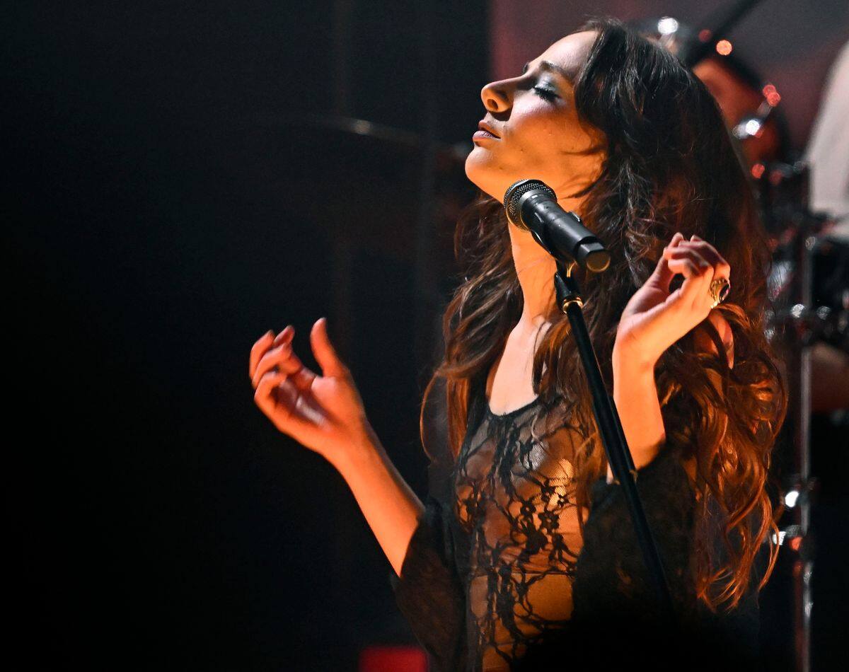Ariane Roy à l’Impérial Bell de Québec: une fille à porter en triomphe ...