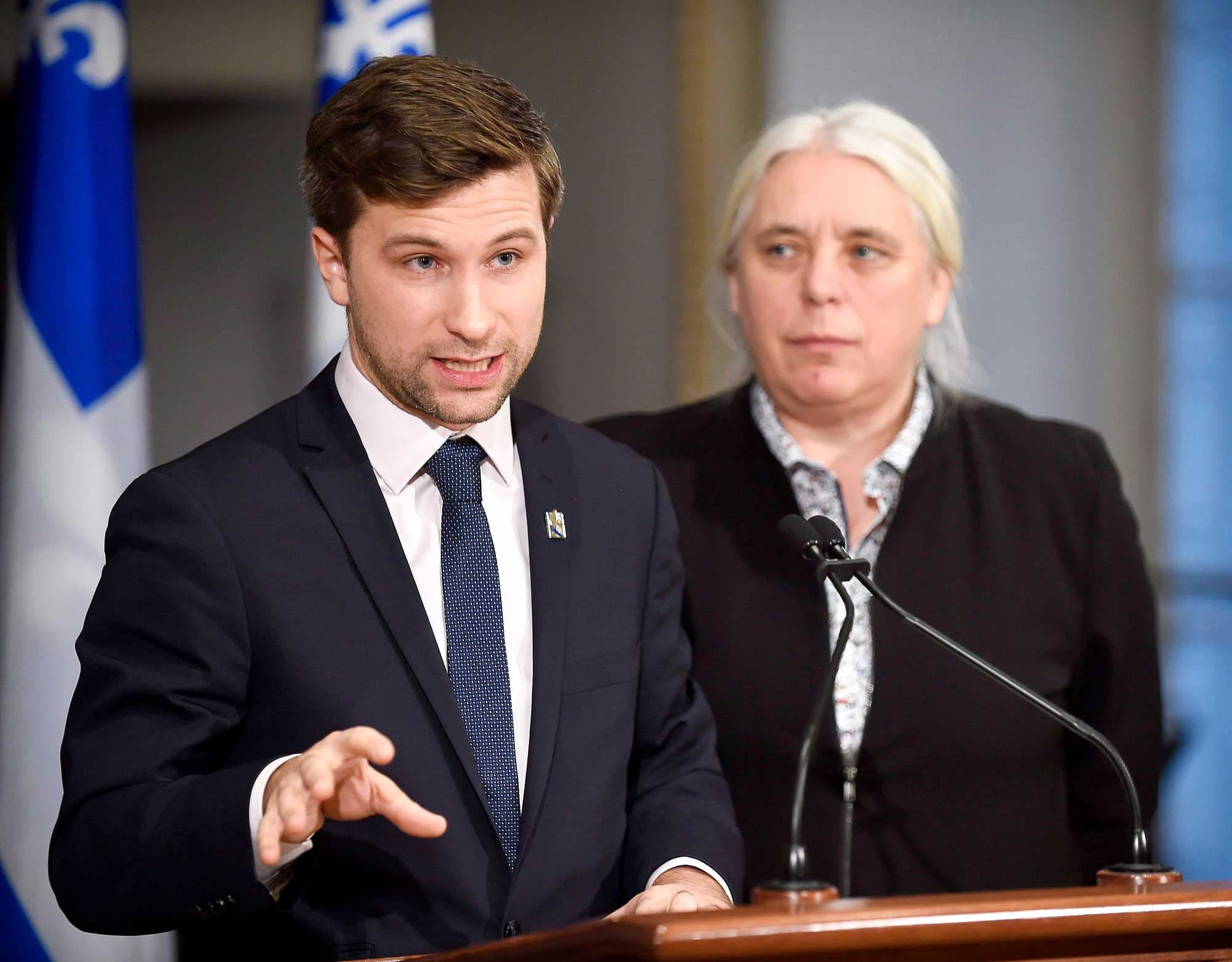 Manon MassÃ© cÃ¨de sa place Ã  Gabriel Nadeau-Dubois: il