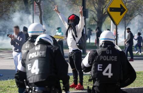 GEN-Manifestation "Québec Debout" au stade Olympique GEN-Manifestation "Québec Debout" au stade Olympique