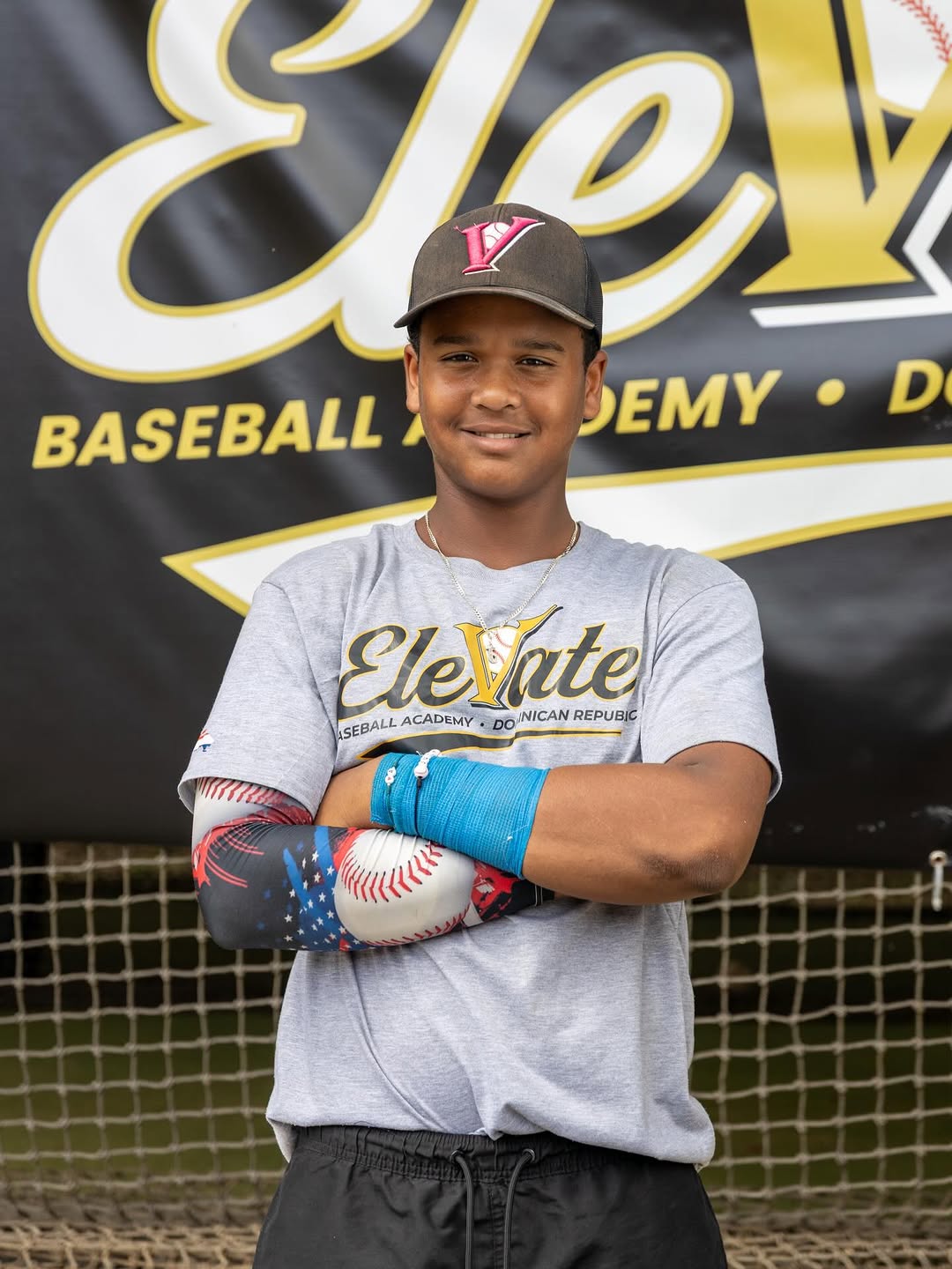 Des jeunes signent des contrats valant plusieurs millions à l’âge de 11 ou 12 ans au baseball