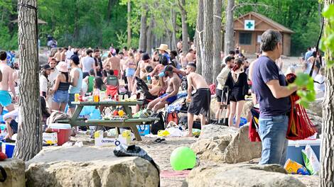 GEN - CAP ST-JACQUES BEACH At the Cap - Saint-Jacques Nature Park west of Montreal, the hot sun and beautiful weather attracted over 300 revelers.