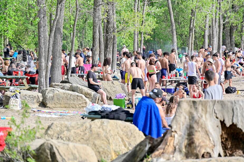 Image principale de l'article Encore des partys sur la plage